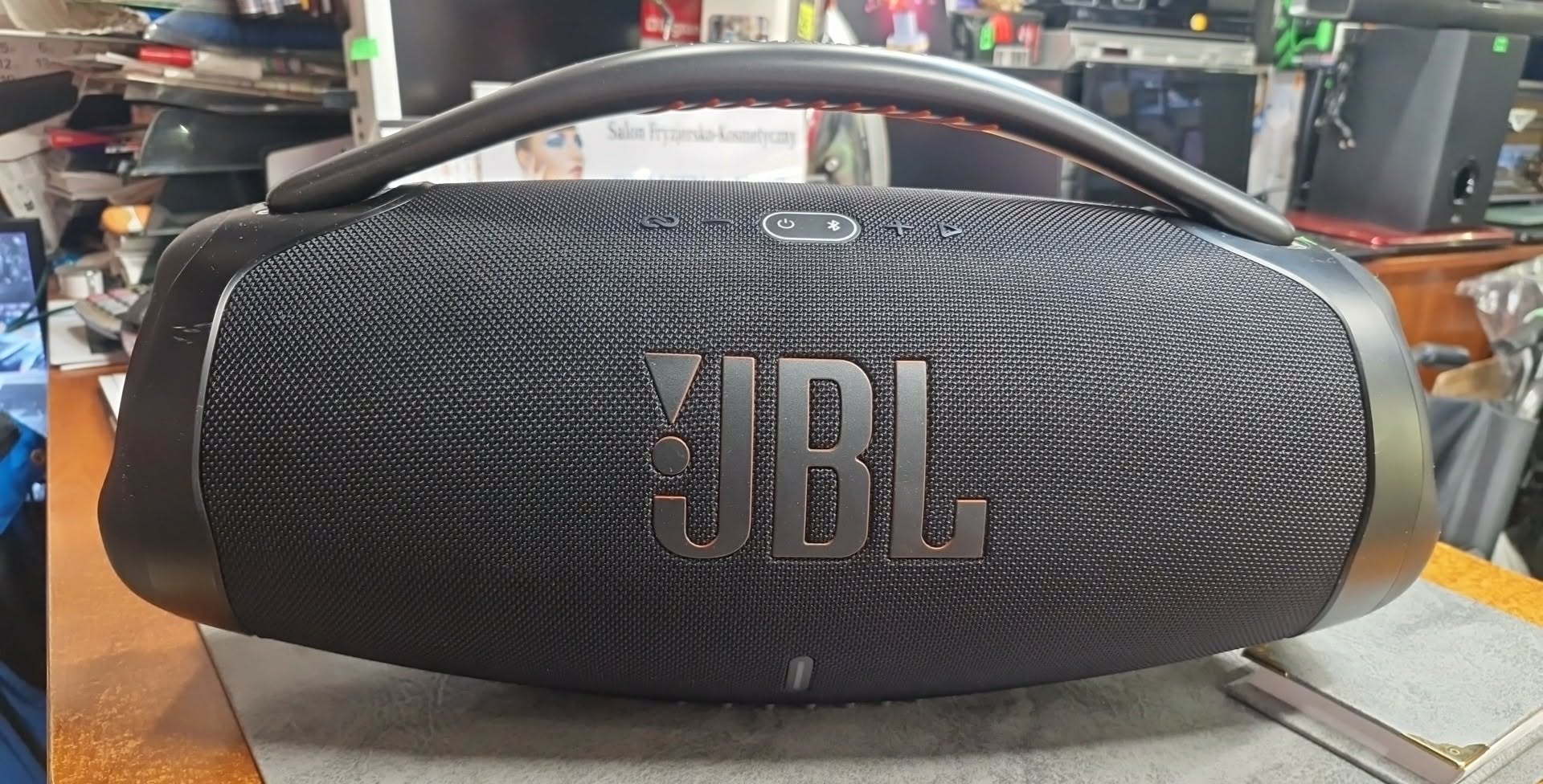 Glosnik JBL boombox 3