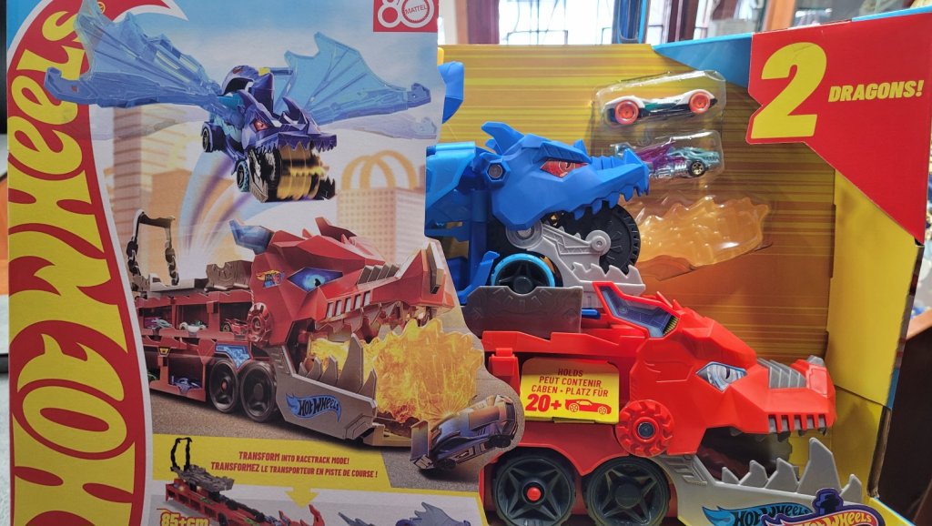 Hotweels City ultimate transporter dragon